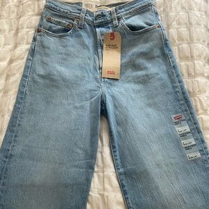 Levi’s rib cage jeans